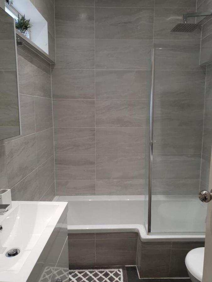 Star London Brent Street Cosy 1-Bed Hideaway Lägenhet Hendon Exteriör bild